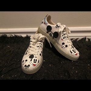 Master of Arts Disney Mickey Mouse Sneakers